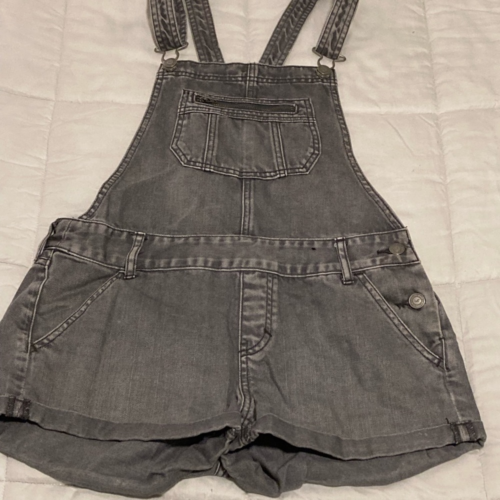 Women’s gray jean short overalls